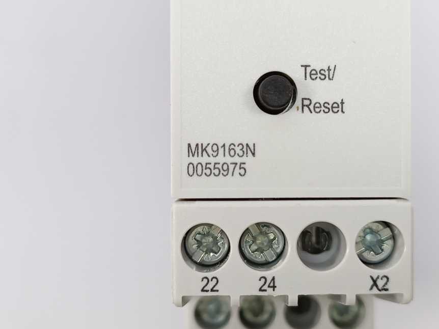 DOLD 0055975 MK9163.12/100 24VAC Thermistor Motor Protection Relay