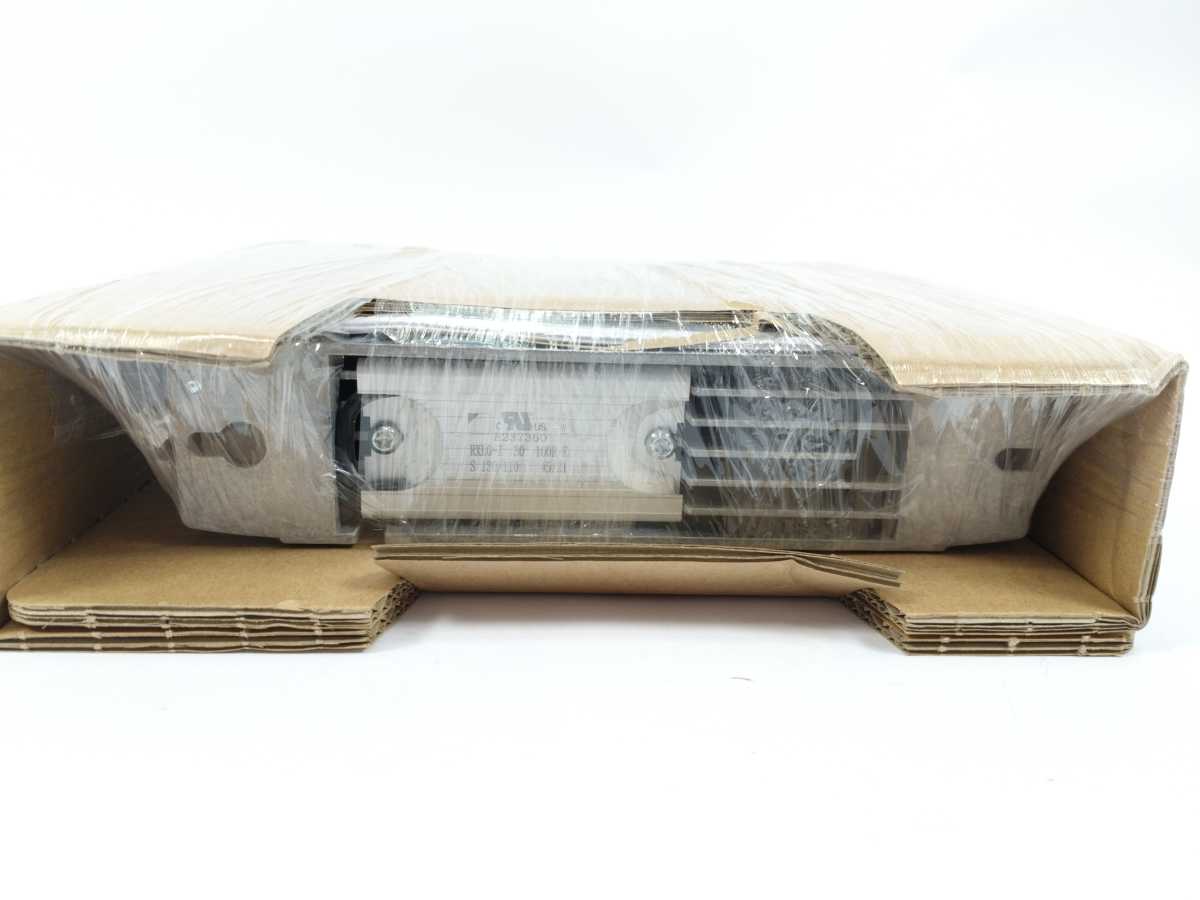 Festo 8143164 CMMT-AS-C4-3A-MP-S1 Servo Drive, 230V 5.6A