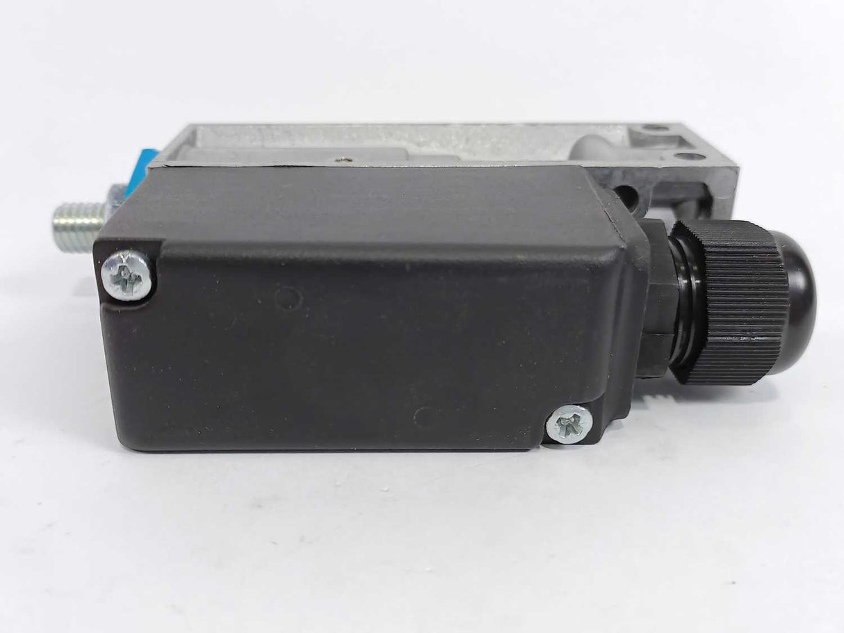 NORGREN 0821051 Hydraulic Pressure Switch 5-70bar, Umax 250V, Imax 5A