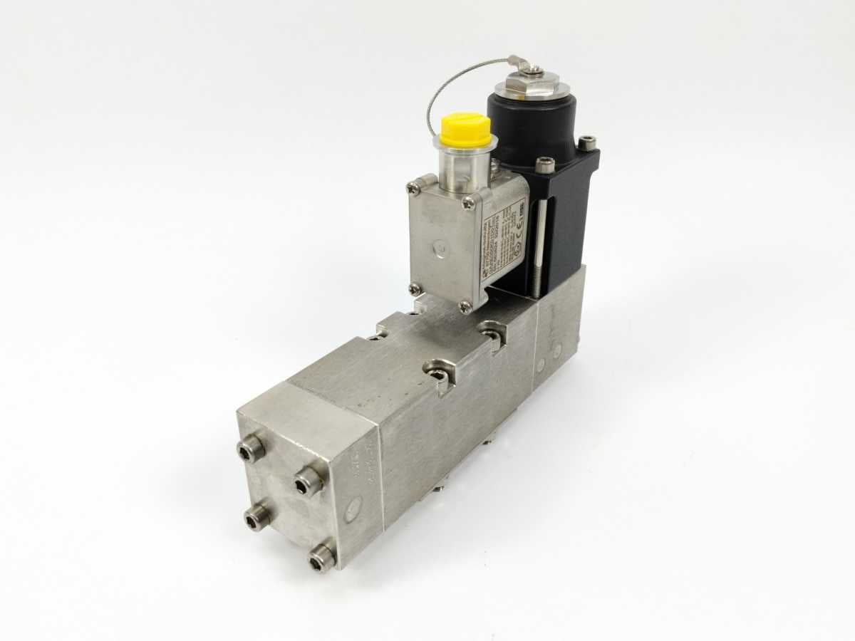 Magnet-Schultz GAAE050K01D01 Directional Control Valve HCV40.11.51.00-3.2
