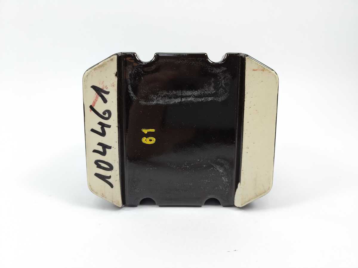 Gothe & Co 5548.1-04 Heavy-Duty Ceramic Terminal Block/Isolator