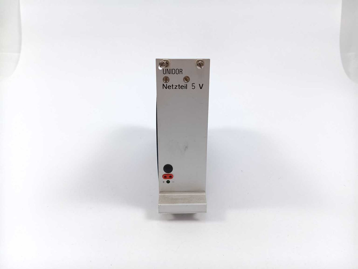 Kniel CSU 5.3 200-038-02, 110/220V, 45/66Hz, +10%/-15%, Unidoor Netzteil 15V