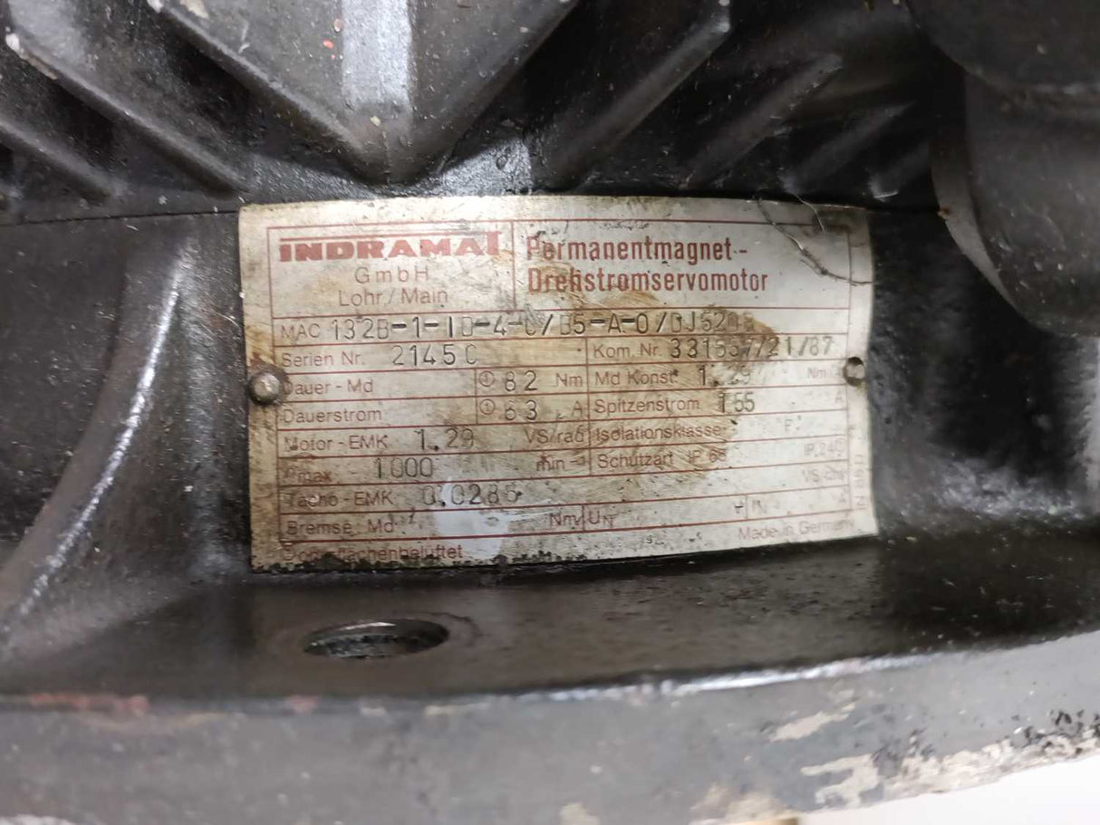 Indramat MAC132B-1-ID-4-C/B5-A-0/DJ520B AC Servo Motor