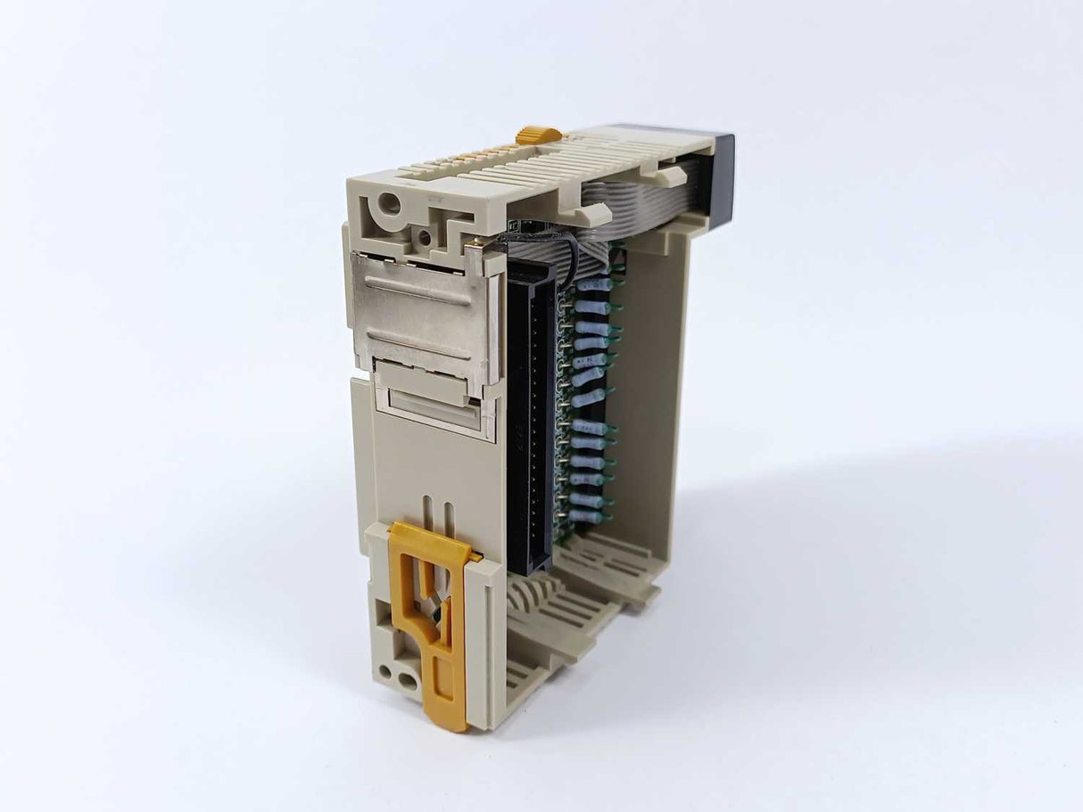 OMRON CQM1-ID212 24 VDC. Input Unit