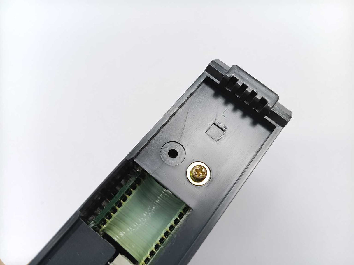 Idec PF3S-T32S Output Module