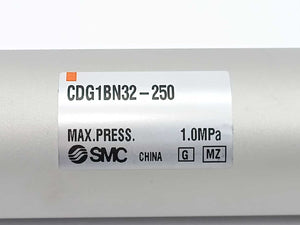 SMC CDG1BN32-250 Pneumatic Piston Rod Cylinder