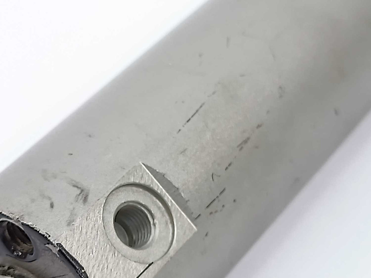 SMC CDG1BN25-150 Round Body Cylinder