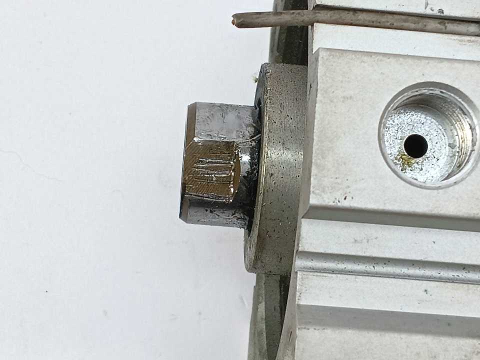 SMC CDQ2A80-115DC Compact Cylinder