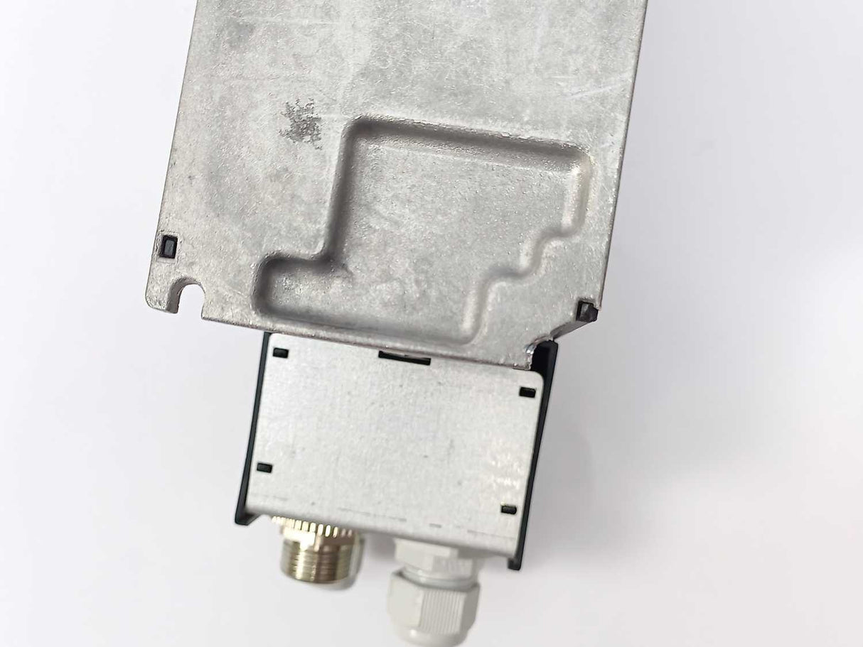 Danfoss VLT2811PT4B20SBR1DBF00A00C0 195N1028 VLT 2800 Series 1.1kW / 1.5HP Drive