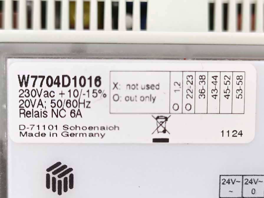 Honeywell W7704D1016 Excel 12 Multifunctional Controller