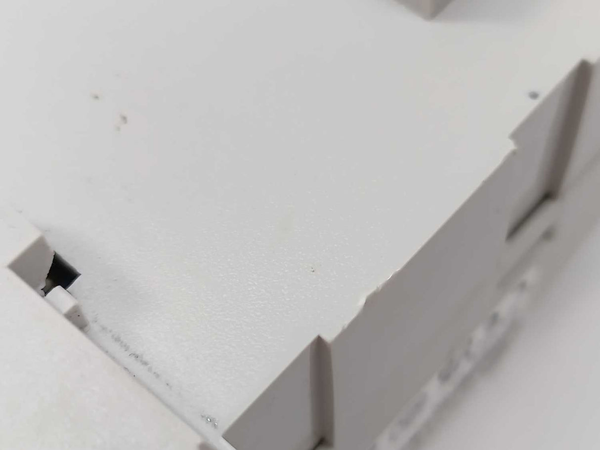 iSMA CONTROLLI iSMA-B-FCU-LL Programmable Fan-Coil Unit Controller
