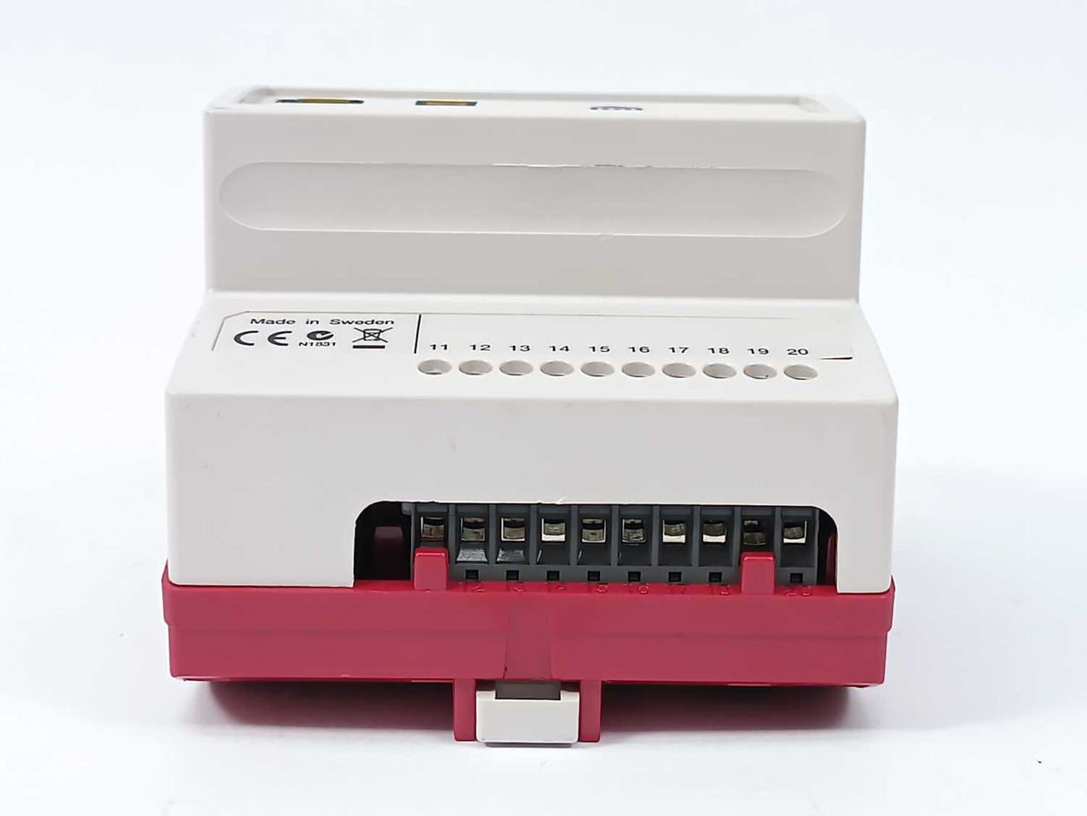 t.a.c/Schneider electric 0-073-0101-2 TAC Xenta 401. Inputs and Outputs Module