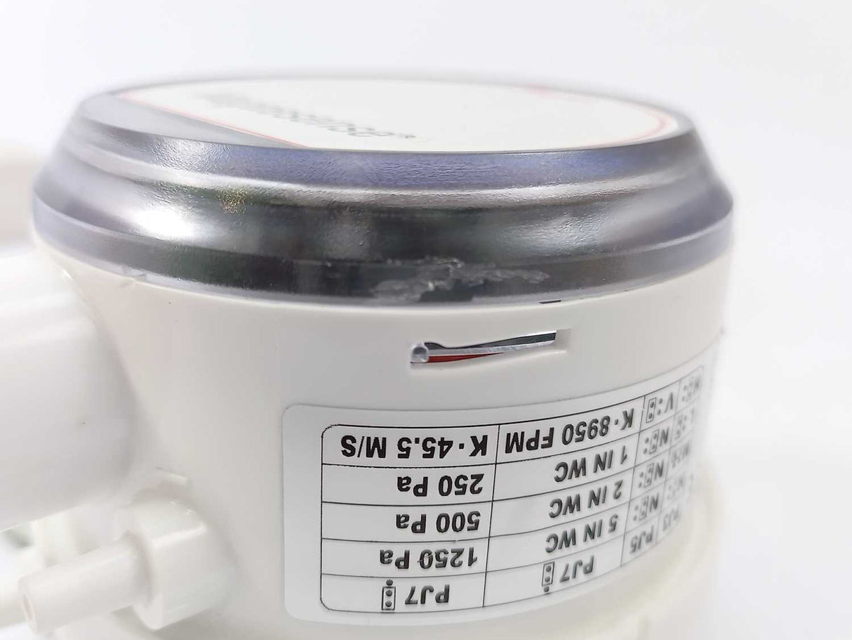 Dwyer MS-311 Magnesense Differential Pressure Transmitter