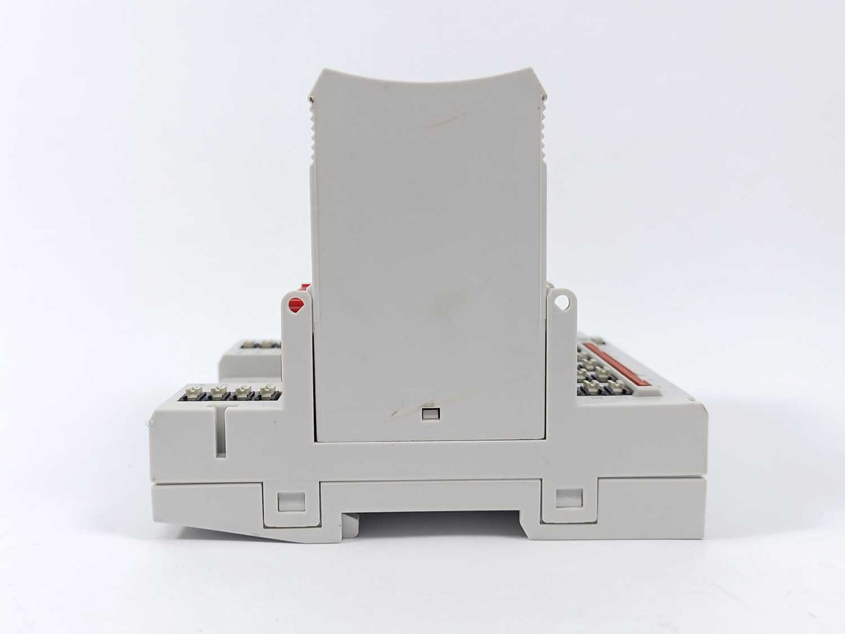 Honeywell XF824A Relay Output Module w/ XS824-25 Base