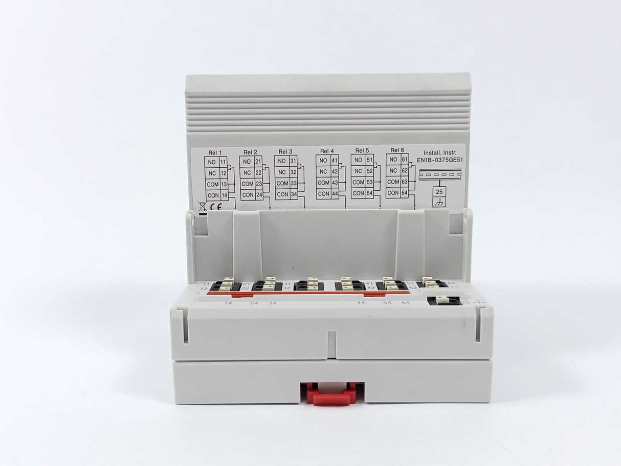 Honeywell XF824A Relay Output Module w/ XS824-25 Base
