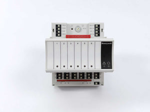 Honeywell XF824A Relay Output Module w/ XS824-25 Base