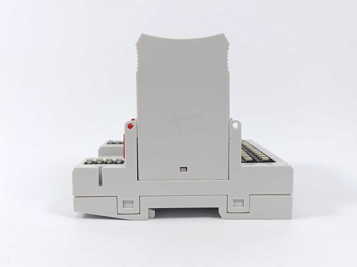 Honeywell XF823A Binary Input Module w/ XS823 Base