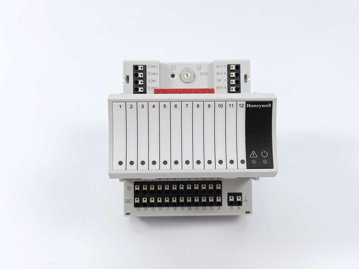 Honeywell XF823A Binary Input Module w/ XS823 Base