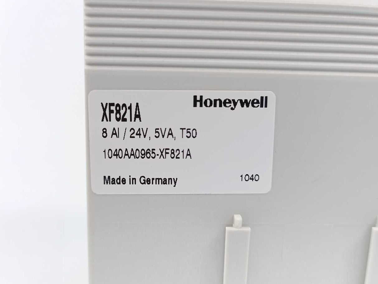 Honeywell XF821A Pluggable Panel Bus Analog Input Module