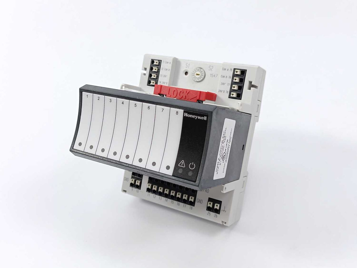 Honeywell XFL822A Binary Input Module w/ XS821-22 Base