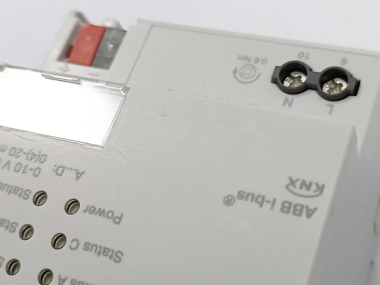 ABB 2CDG110202R0011 AA/S4.1.2 Analogue Actuator, 4-fold, MDRC