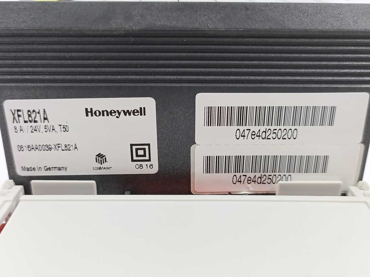 Honeywell XFL821A Analog Input Module With base XS821-22
