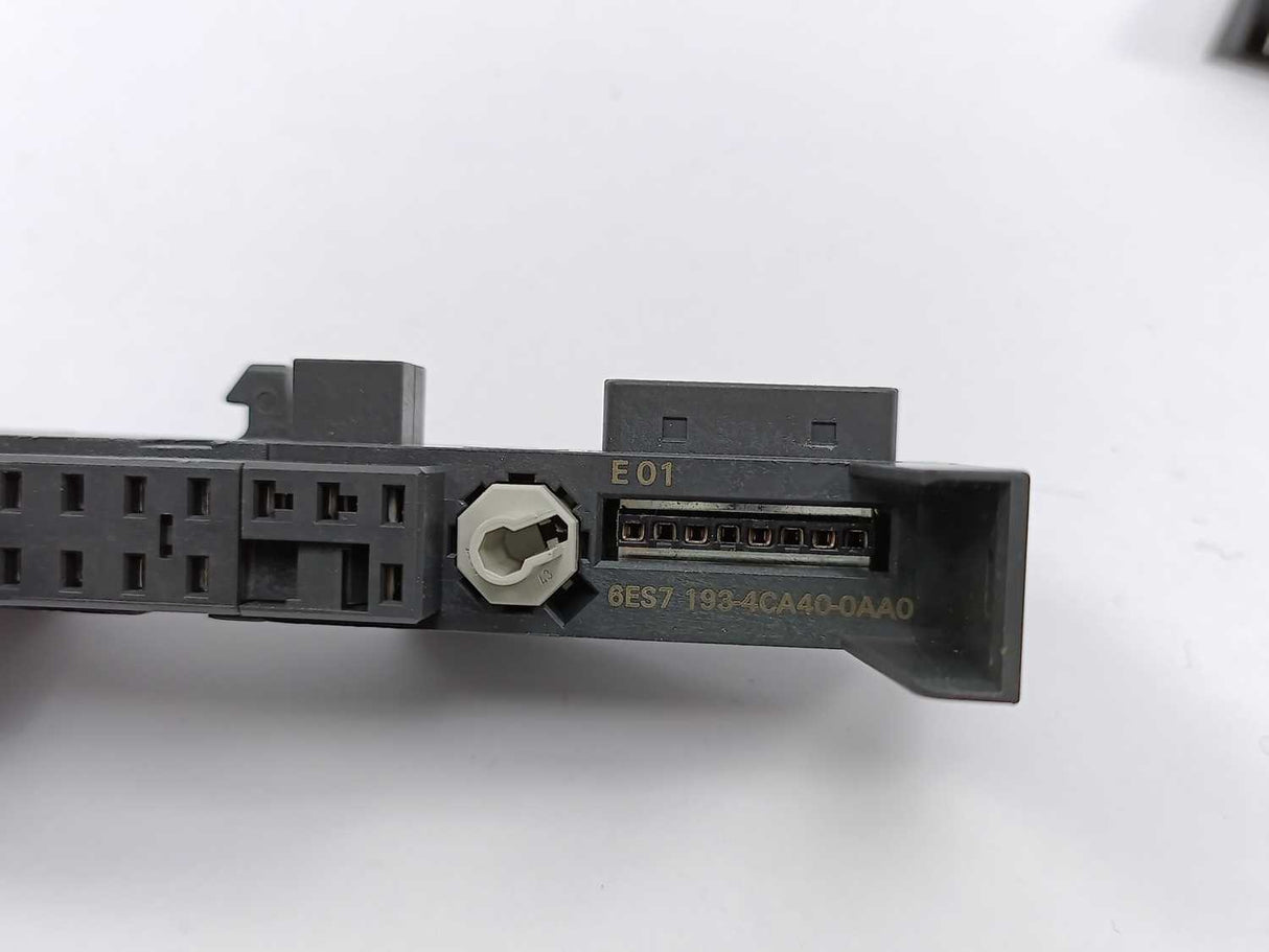 Siemens 6ES7132-4BD02-0AA0 with 6ES7193-4CA40-0AA0, Used 5 Pcs.
