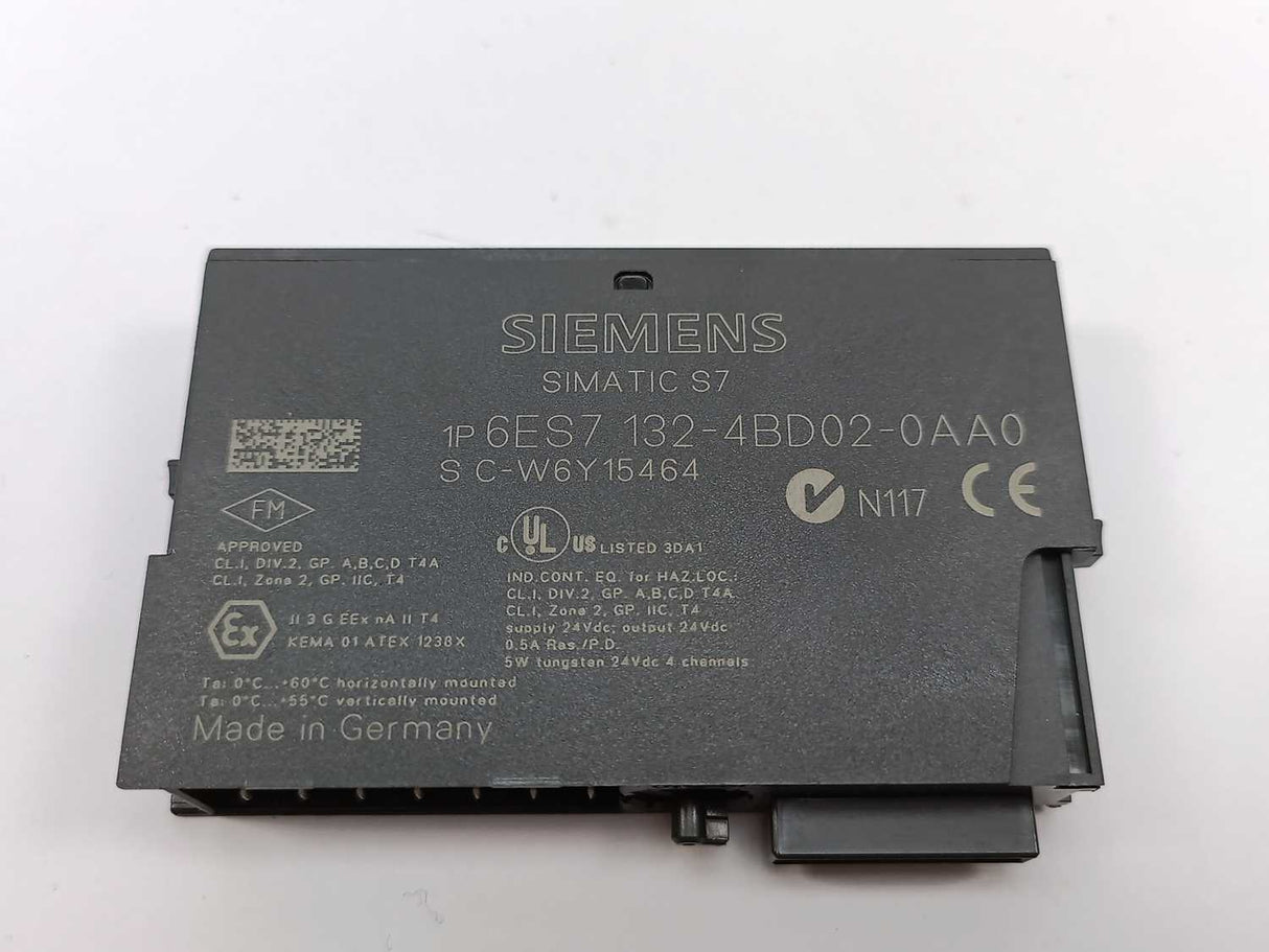 Siemens 6ES7132-4BD02-0AA0 with 6ES7193-4CA40-0AA0, Used 5 Pcs.