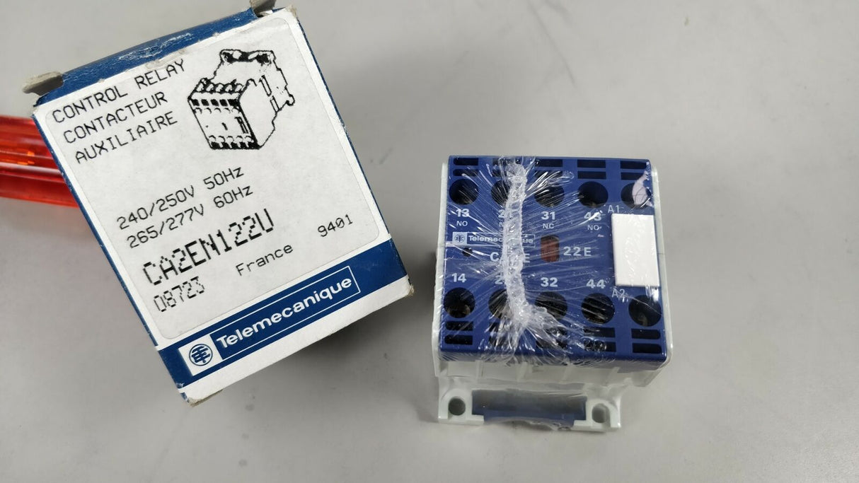 TELEMECANIQUE CA2EN122U Control Relay