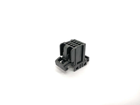 AMP 0-0174044-2 8 POS PLUG HSG .040 SERIES MULTI-LOCK CONNECTOR