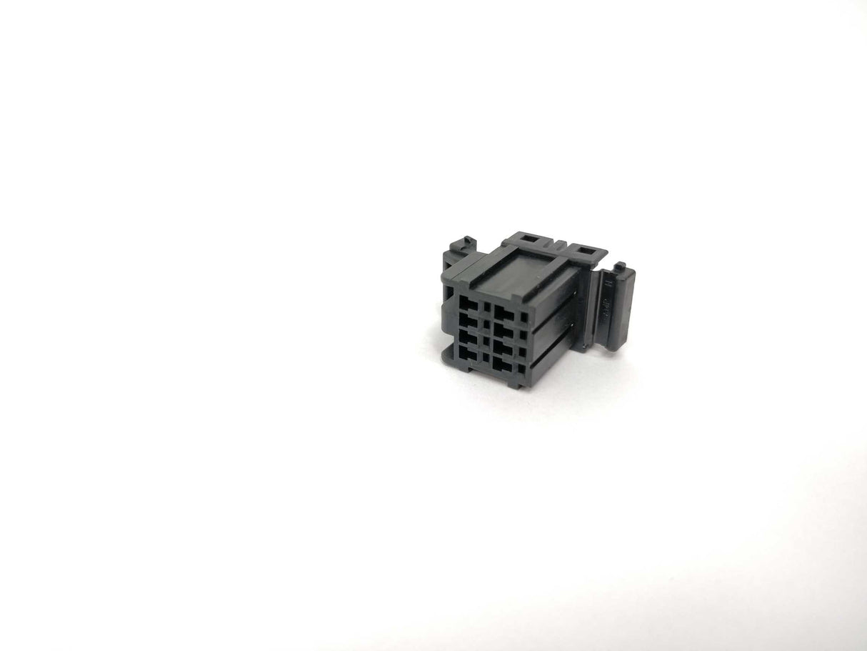 AMP 0-0174044-2 8 POS PLUG HSG .040 SERIES MULTI-LOCK CONNECTOR