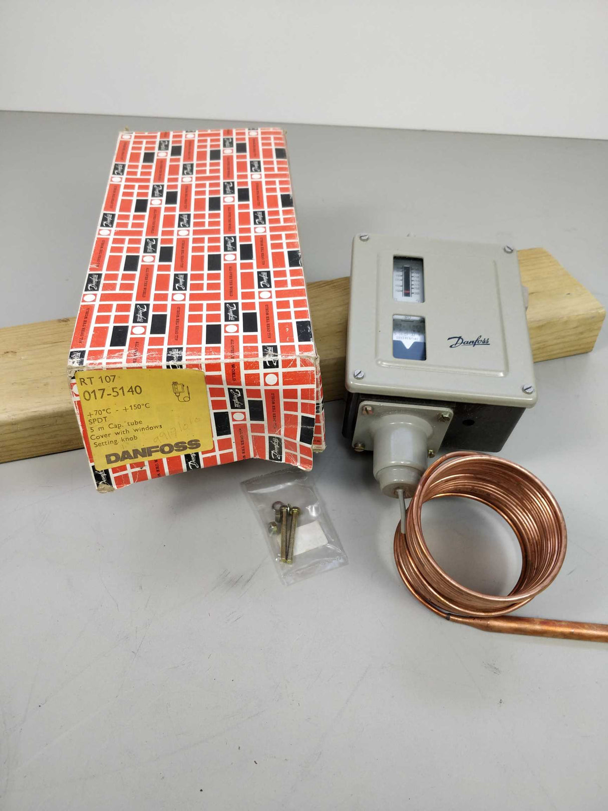 Danfoss 017-5140 RT 107 Thermostat