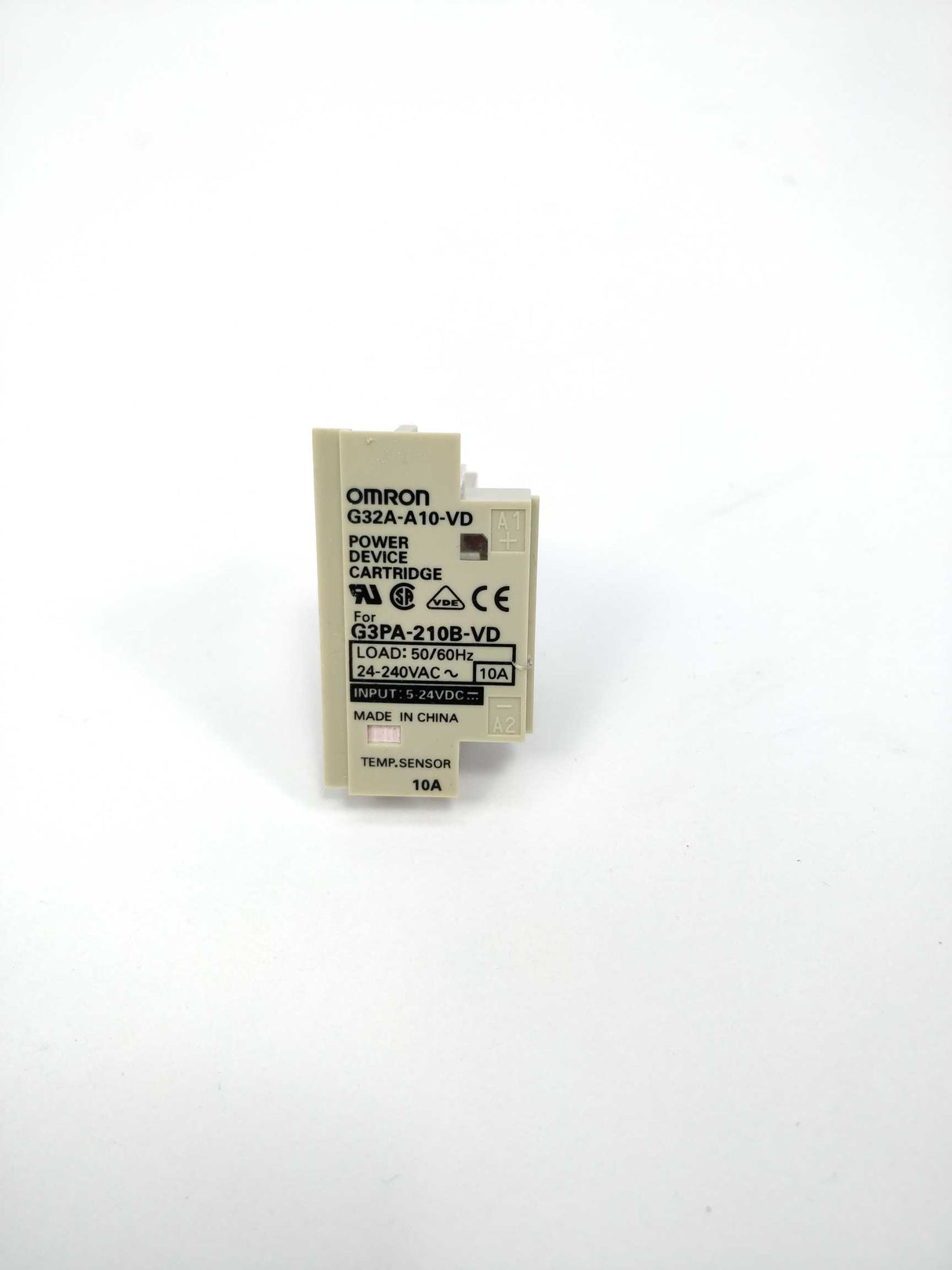 OMRON G32A-A10-VD Solid state relay