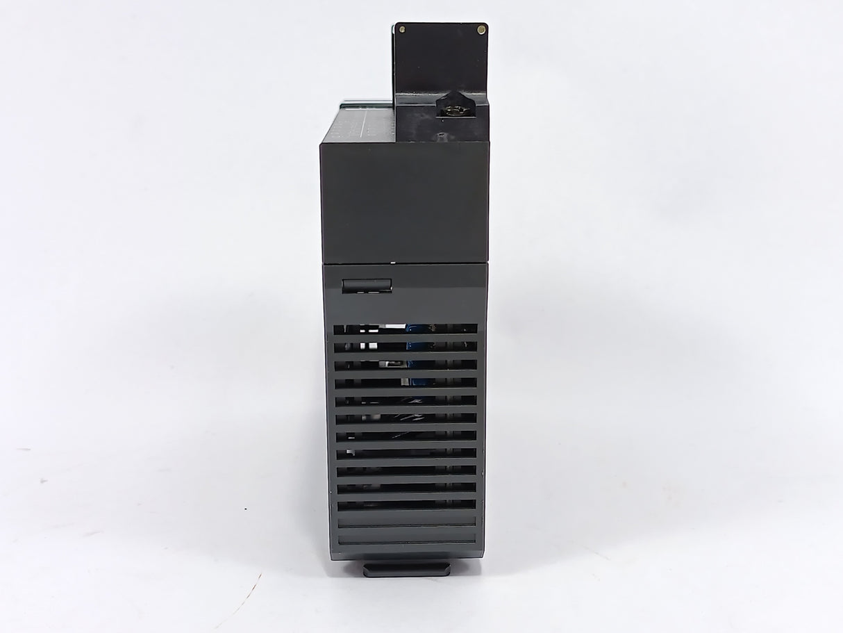 Idec PF3S-N16B FA-3S DC input