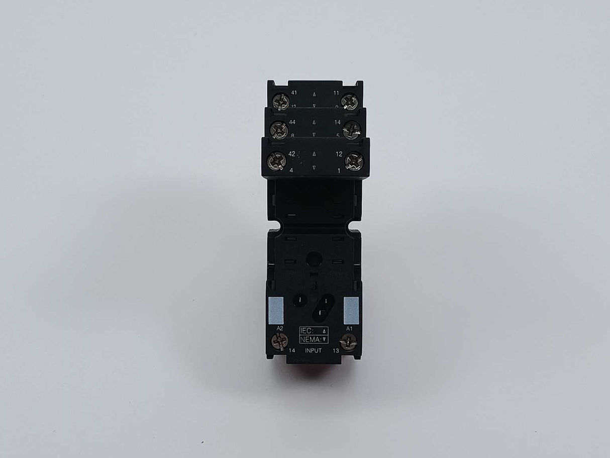 Schneider RXZE2S108M Simple socket 10 Pcs.