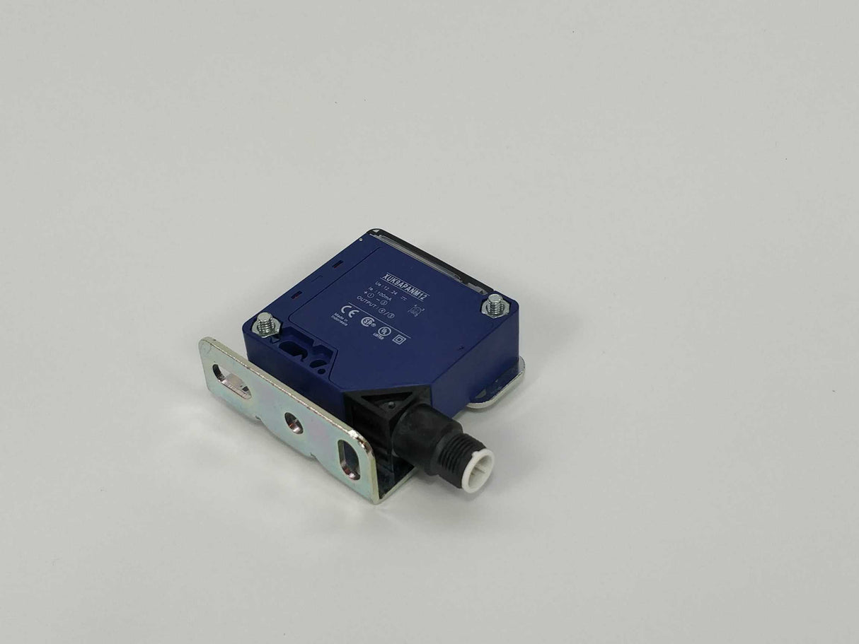 TELEMECANIQUE XUK9APANM12 Photo-electric sensor