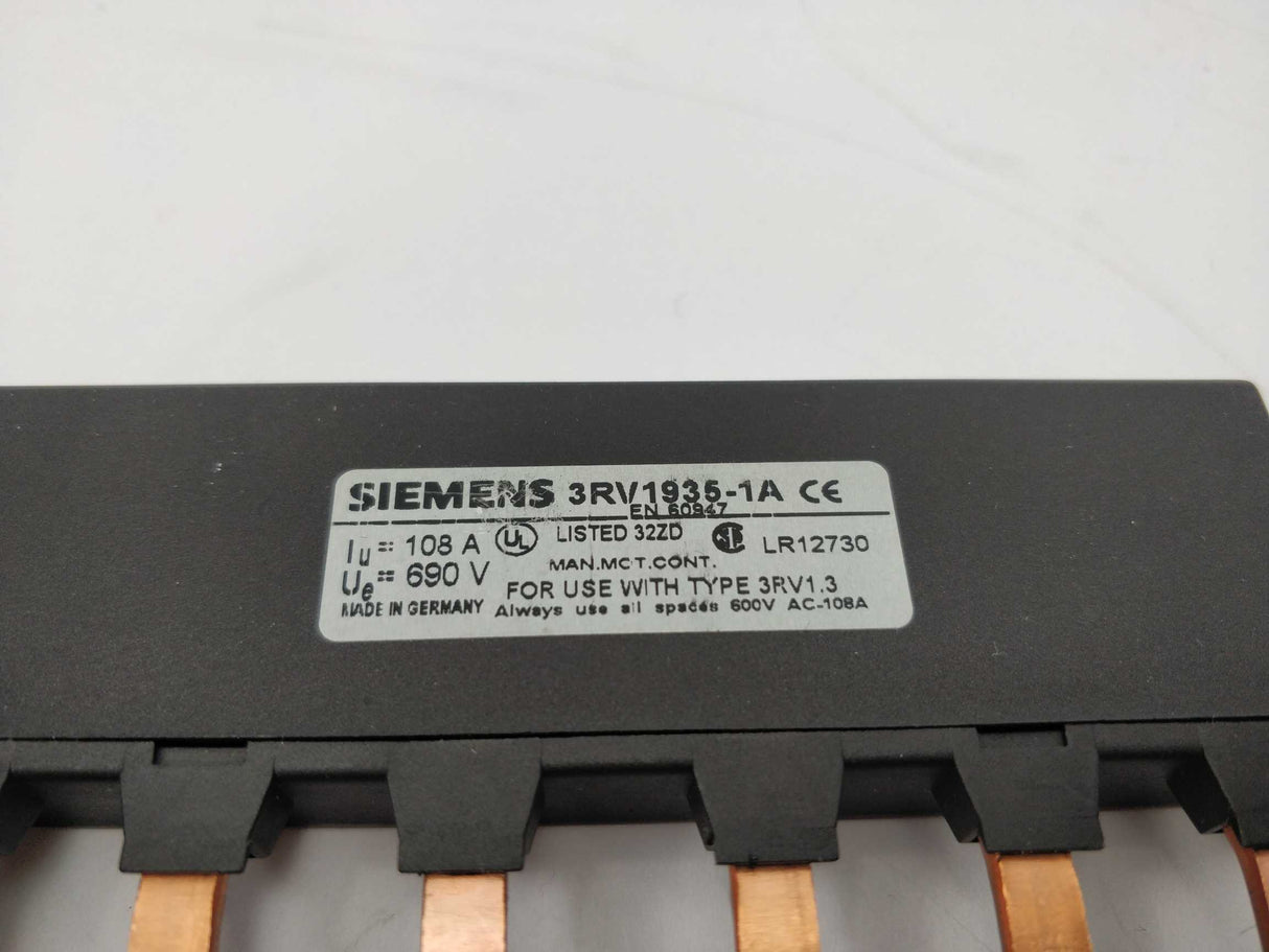 Siemens 3RV1935-1A 3-phase busbar 5 Pcs.
