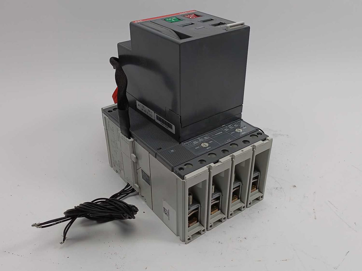 ABB 1SDA054504R1 T4V250 Circuit Breaker