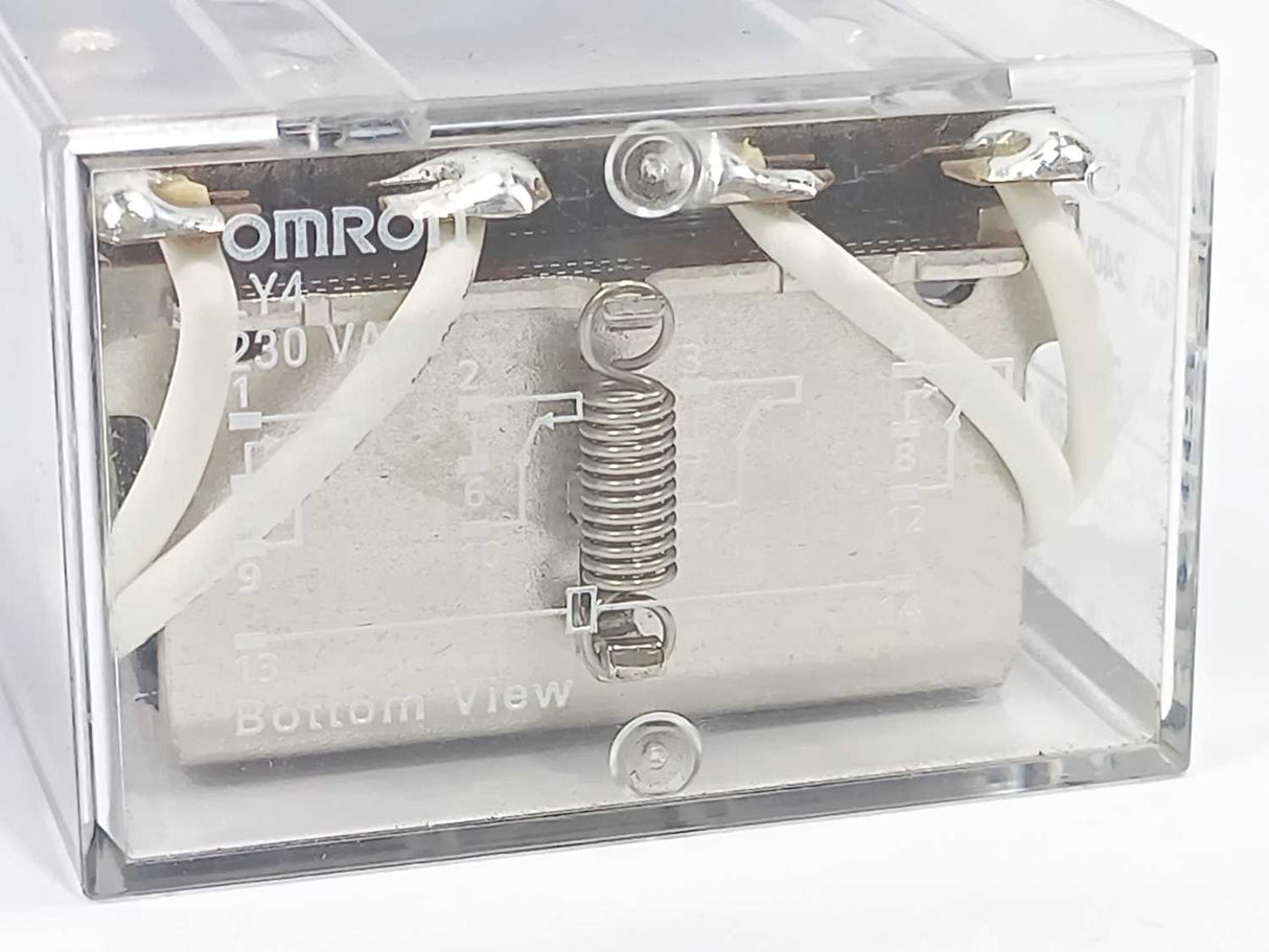 OMRON LY4 AC 230 VAC LY4 230VAC Relay, Plug-in 6 Pcs