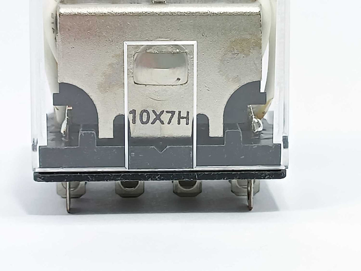 OMRON LY4 AC 230 VAC LY4 230VAC Relay, Plug-in 6 Pcs