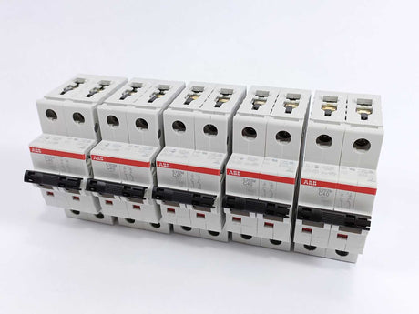 ABB 2CDS272001R0404 S202M-C40 Minature Circuit Breaker Batch 5 pcs.