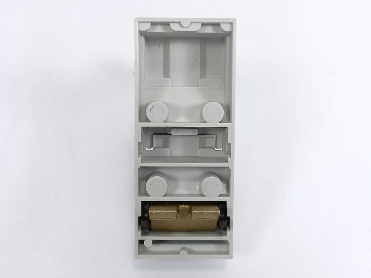 ABB 2CCV672503R0001 L3 ZLS253 Incoming Terminal Feeder Component, Batch of 7 Pcs