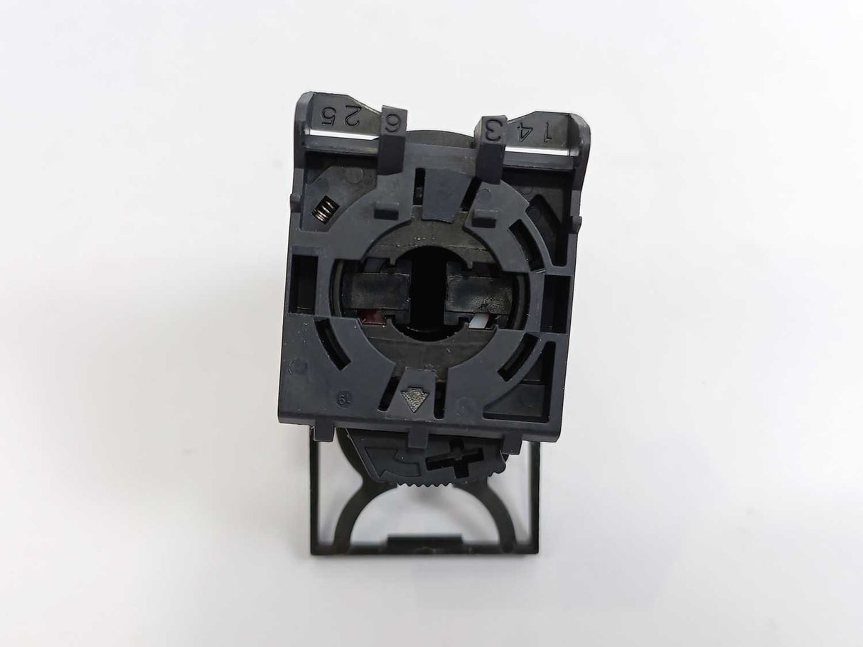 AB 800FP-SB32 22mm Selector Switch