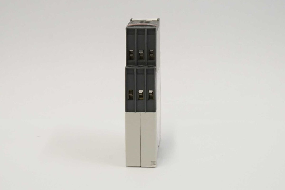 ABB 1SVR730110R3300 CT-AHS.22S Off-Delay with Auxiliary Voltage Time Relay