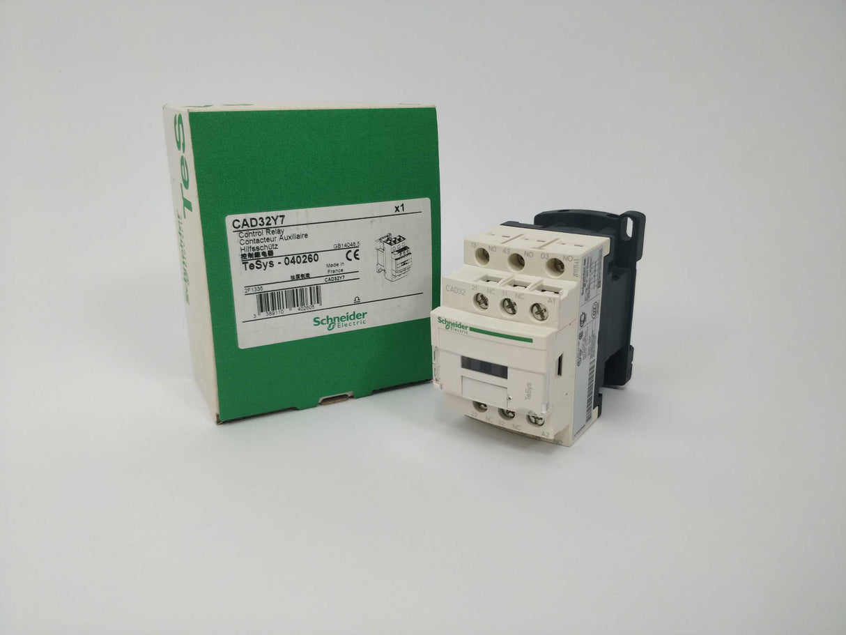 Schneider Electric 040260 CAD32Y7 control relay