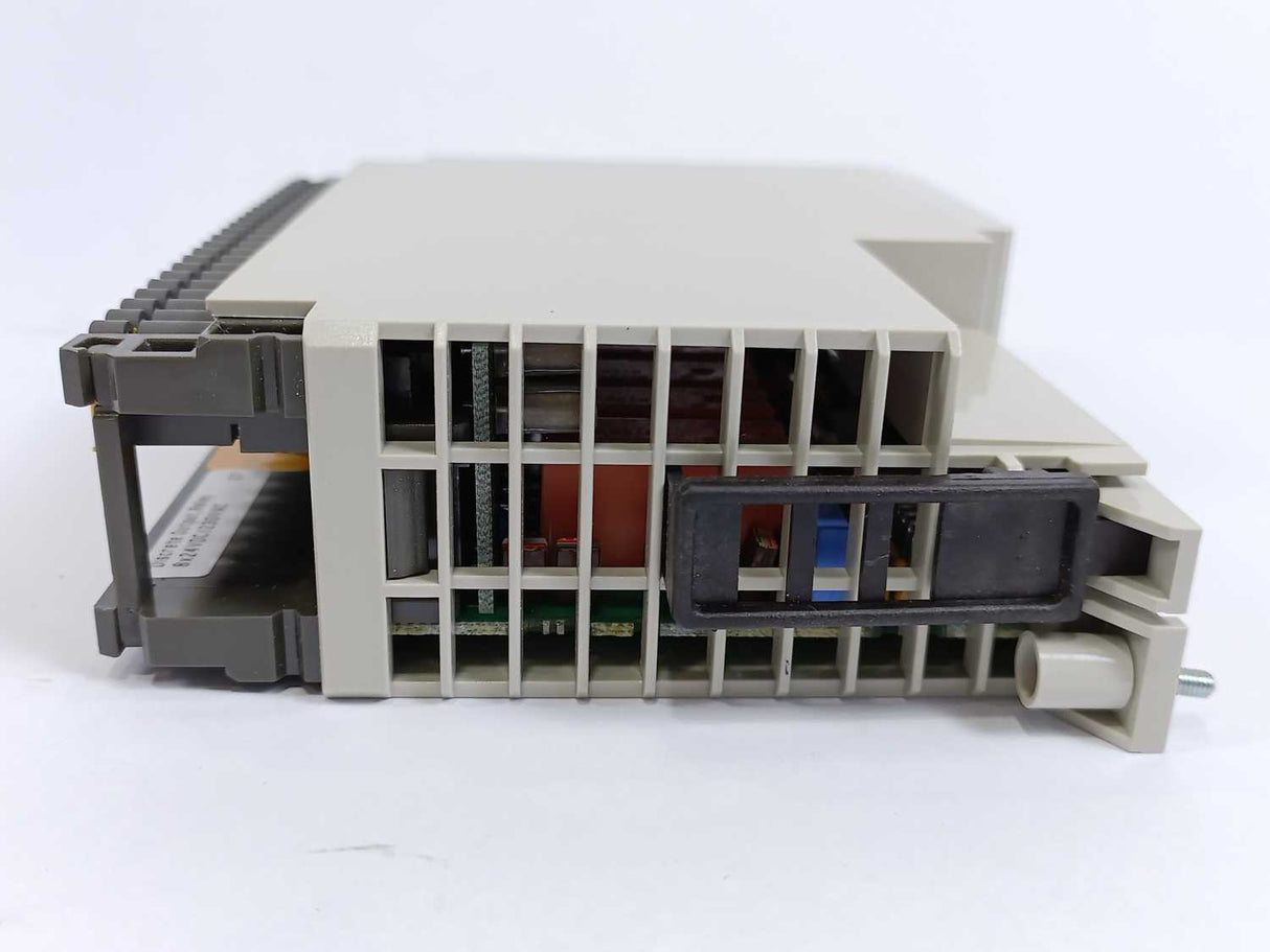 AEG Schneider Automation DAP 208/AS-BDAP-208 Descrete Output, Relay