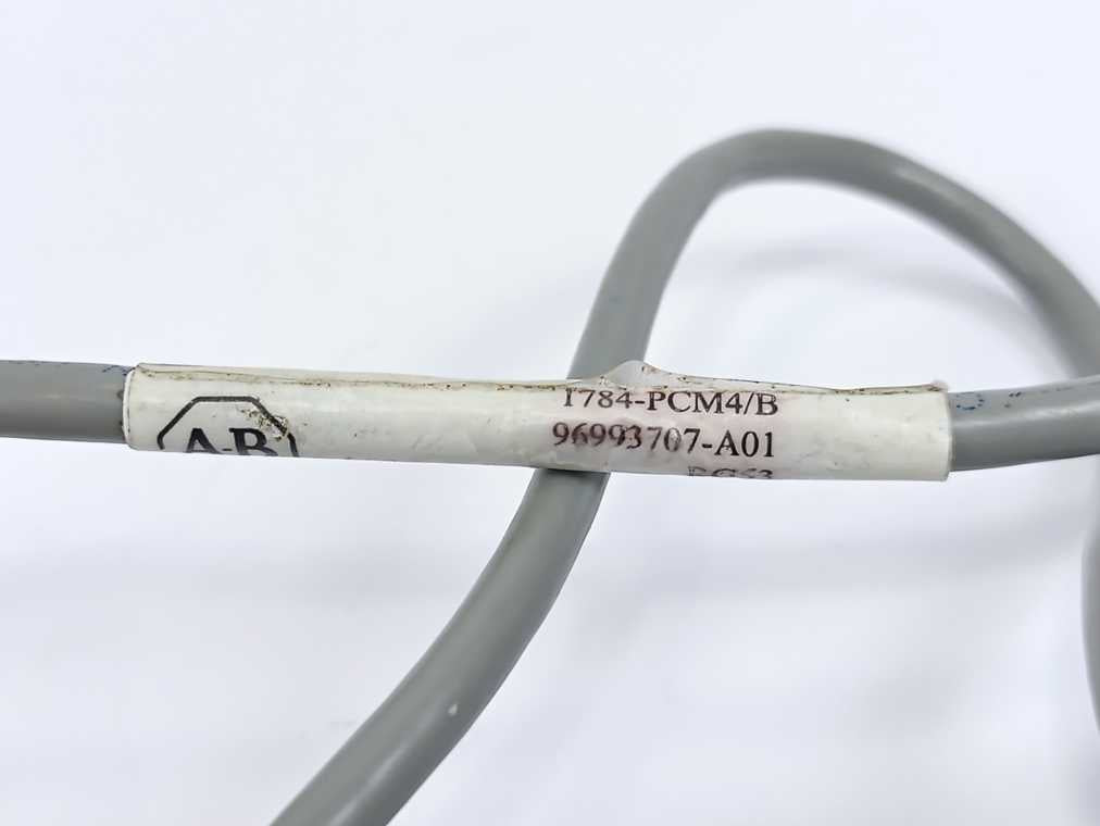 AB 1784-PCM4/B Communication Cable