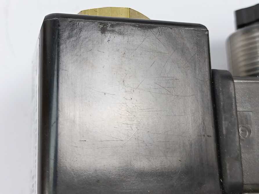 IMI HERION 2636000 B8352 Solenoid Pilot Valve