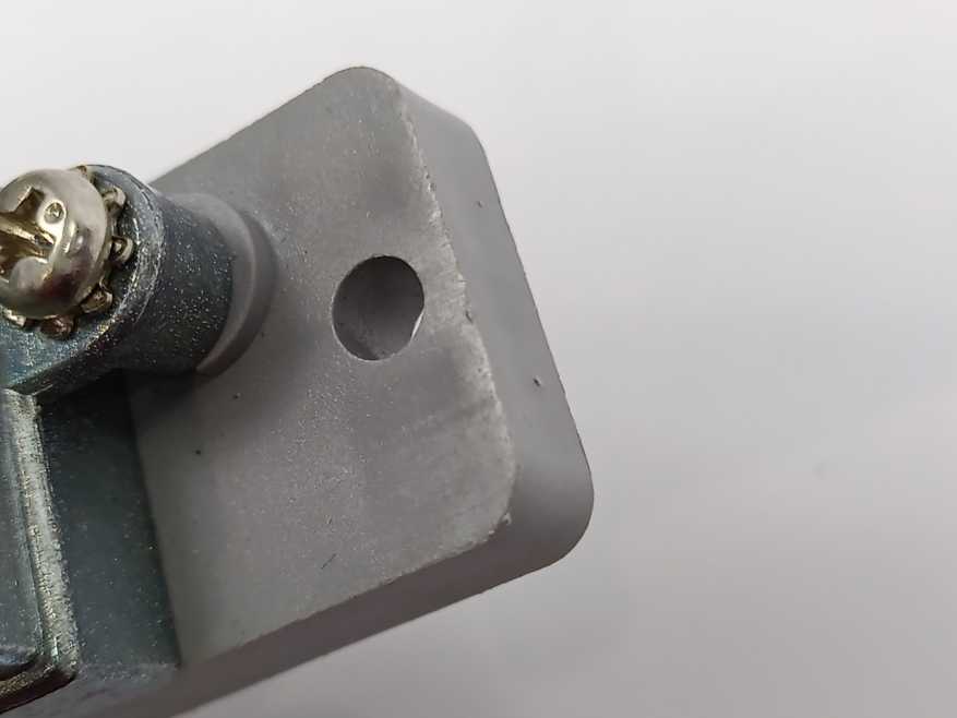 Modicon MA-0186-100 (B) Coaxial Cable Splitter