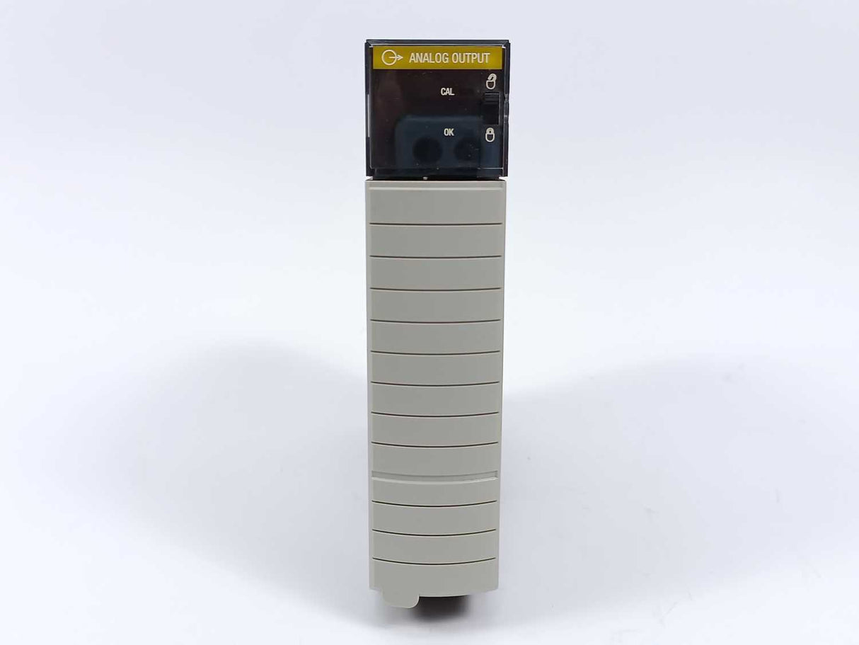 AB 1756-0F4/A Rev. C01 10V & 4-20mA 4 Point Analog Output